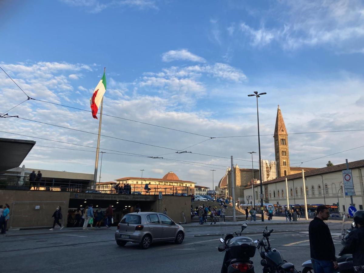 Santa Maria Novella - Golden Lily Florence, City Center Apartment Exterior foto
